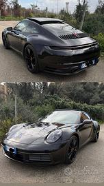 Porsche carrera 4s 992