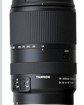 Canon EOS 1200D + Tamron 70-300mm + accessori