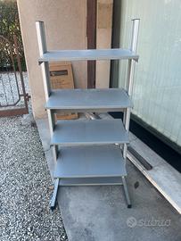Scaffale
