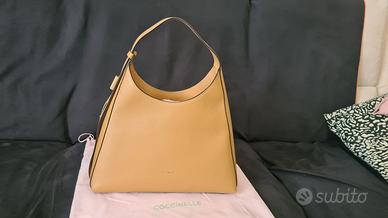 Borsa Coccinelle colore cuoio
