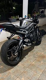 TRIUMPH STREET TRIPLE 765 R 2023