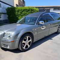 Carro funebre Chrysler