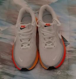 Nike Performance Revolution 8 nuove