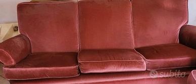 Divano 3 posti e due poltrone in velluto bordeaux 