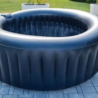Jacuzzi idromassaggio gonfiabile 