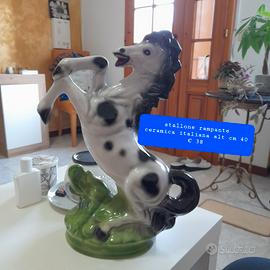 statuetta ceramica cavallo rampante