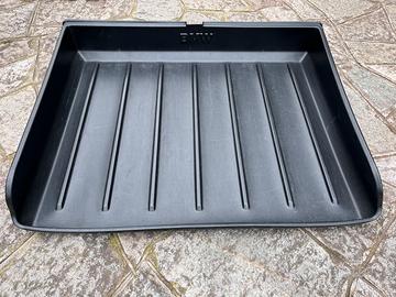 Vasca bagagliaio BMW X3 F25 – Come nuova