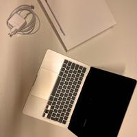 Apple Macbook Air M2