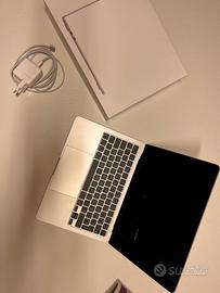 Apple Macbook Air M2