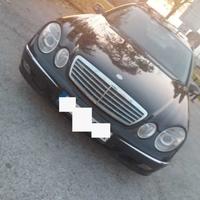 automobile ,pezzi di ricambio