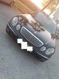 automobile ,pezzi di ricambio