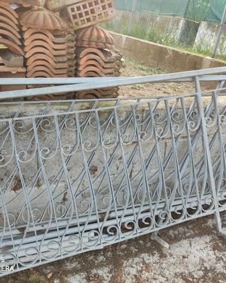Ringhiera per scala esterna