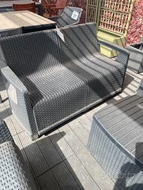 Set divano e due poltrone per zona relax