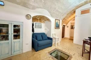 3 LOCALI A GALLIPOLI