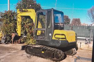 E212 - Escavatore 50 q Yanmar B50