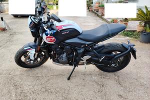 Triumph Trident 660