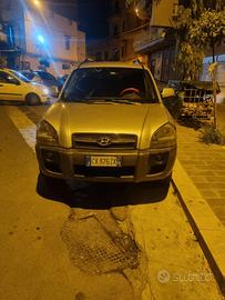 hyundai tucson 2.0 