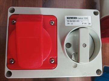 materiale elettrico in blocco 380 volt connettori