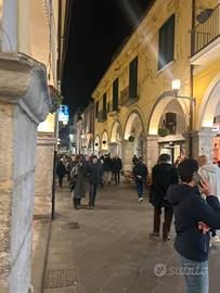 Locale commerciale corso cava de tirreni