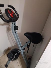 cyclette pieghevole 