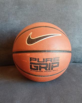 Pallone Basket Nike Pure Grip Airlock palla outdoo