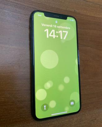 iPhone X 64 GB – Perfetto – Batteria 79% – Scatola