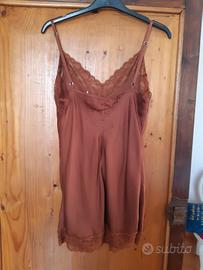 Top canotte a sottoveste 