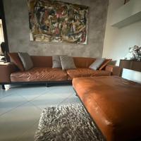 Divano Naviglio Arflex + Pouf  286x1000x70