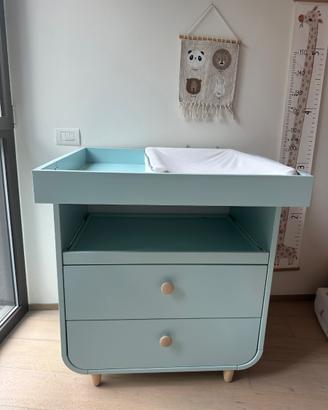 Cameretta Ikea MYLLRA lettino e fasciatoio