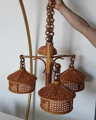 Lampadario in rattan, bambú e vimini