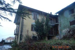 Immobile in asta di 383 m² con più di 5 locali a P