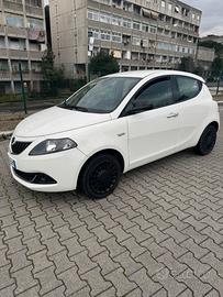 Lancia Ypsilon Hybrid