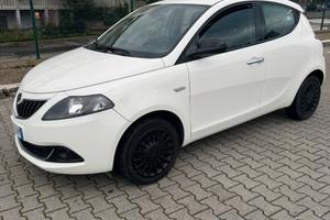 Lancia Ypsilon Hybrid