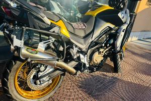 QJ MOTOR SVT 650X TUTTO INCLUSO ANCHE PASSAGGIO!