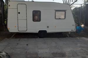 Roulotte Bustners Club 450