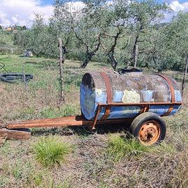 botte trainabile per uso agricolo con pompa