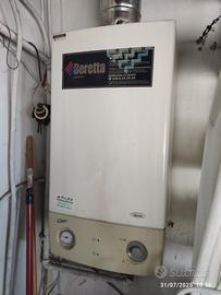 caldaia Beretta a gas con motorino