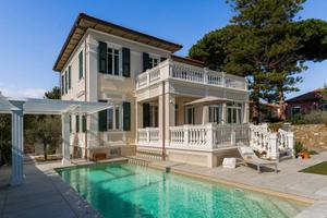 Villa di 291 m² con più di 5 locali a Diano Marina