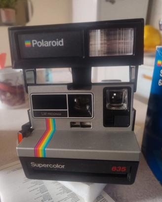 macchina fotografica polaroid 635
