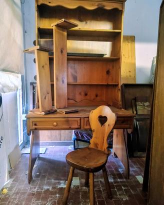 Arredo cameretta in legno
