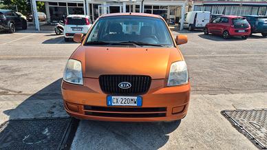 Kia Picanto 1.0 benzina 61 cv 