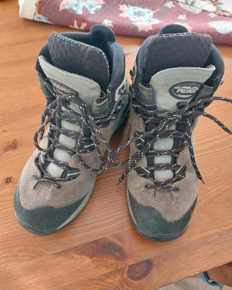 scarponi Meindl goretex 39 