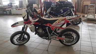 Husqyarma sm 125
