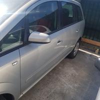 Porta anteriore sx opel zafira b anno 2006
