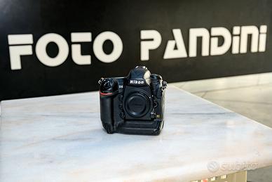 Nikon D5 + 2 batterie EN-EL18 e XQD 32gb