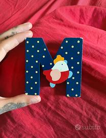 Lettera decorativa in legno