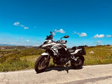 Benelli trk 502x