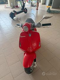 Vespa elettrica bambino