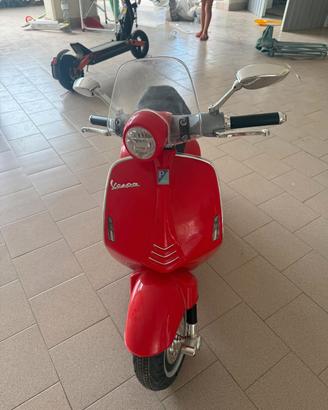 Vespa elettrica bambino