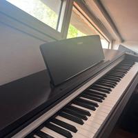 Pianoforte Yamaha YDP142R